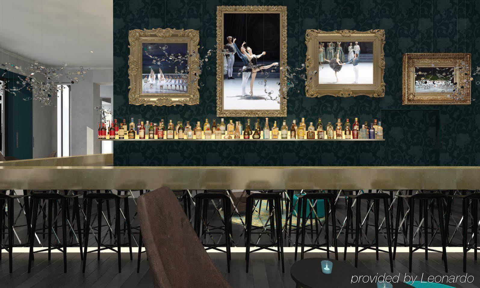 Motel One Wien-Staatsoper Bagian luar foto